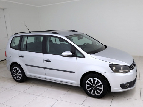 Volkswagen Touran Highline ATM - Photo