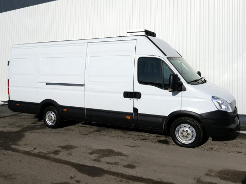 Iveco Daily 35S13 Thermo Facelift - Photo