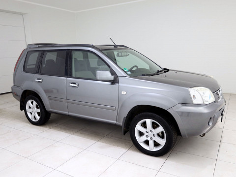 Nissan X-Trail Columbia Facelift - Photo