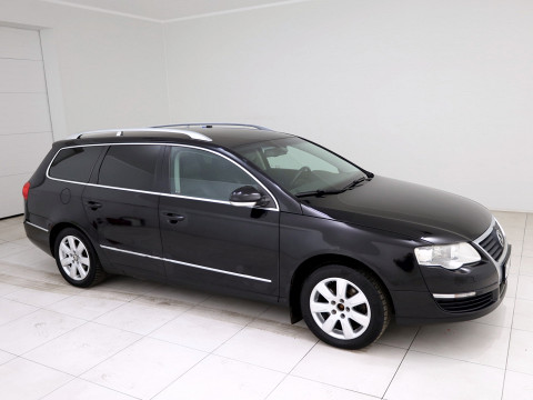 Volkswagen Passat Highline Facelift - Photo