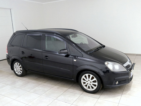 Opel Zafira Comfort - Photo