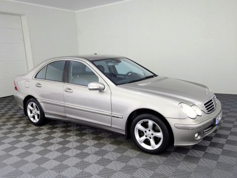 Mercedes-Benz C 200 Avantgarde ATM 1.8 Kompressor 120kW