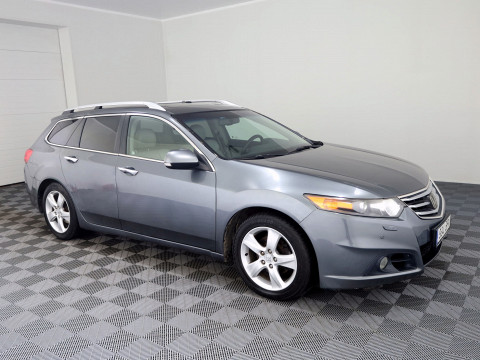 Honda Accord Luxury ATM 2.2 i-DTEC 110kW