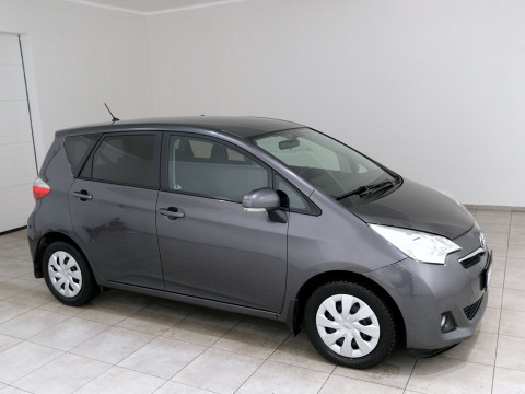 Toyota Verso-S Linea Sol - Photo