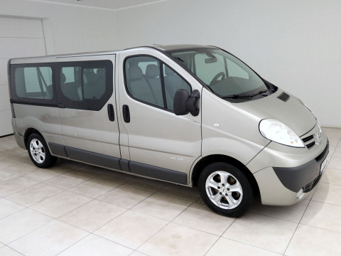 Nissan Primastar Passenger Facelift - Photo