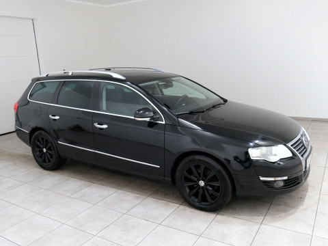 Volkswagen Passat Highline Facelift ATM - Photo