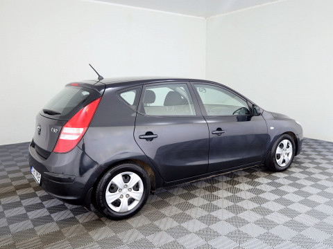 Hyundai i30 Elegance Facelift 1.6 93kW