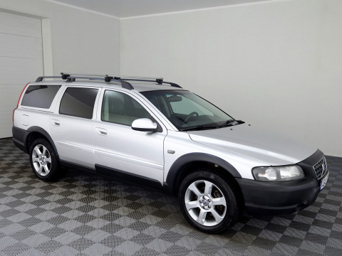 Volvo XC70 Summum AWD ATM 2.4 D5 120kW