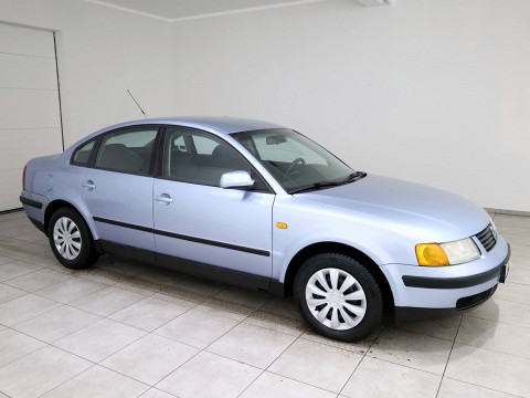 Volkswagen Passat Comfortline - Photo