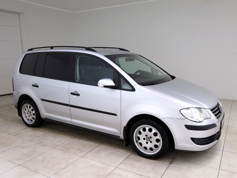 Volkswagen Touran Comfortline Facelift - Photo