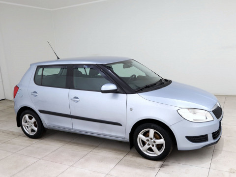 Skoda Fabia Comfortline Facelift - Photo