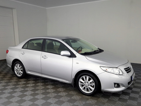 Toyota Corolla Linea Sol ATM 1.6 91kW