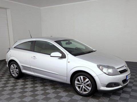 Opel Astra GTC 1.6 77kW