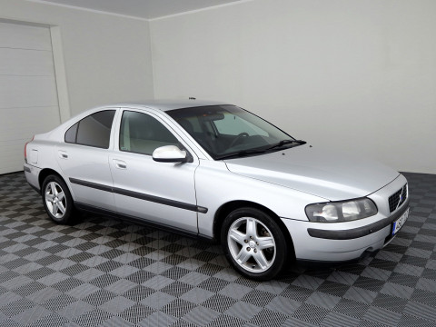 Volvo S60 Summum ATM 2.4 D5 120kW