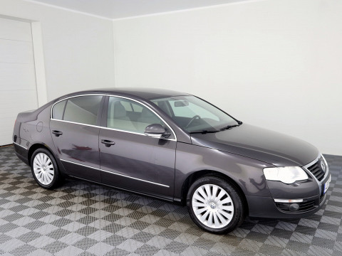 Volkswagen Passat Comfortline Facelift ATM 1.8 118kW