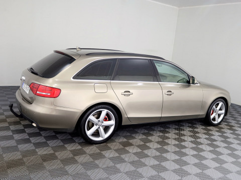 Audi A4 S-Line Quattro ATM 3.0 TDI 176kW
