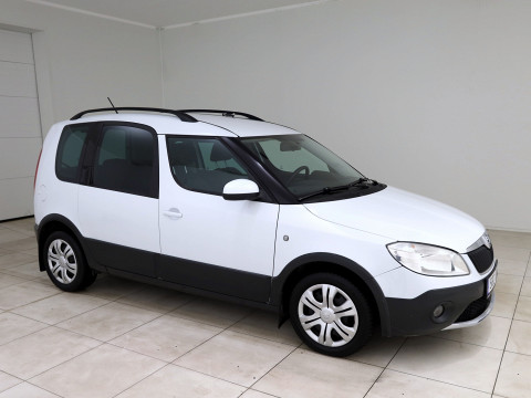 Skoda Roomster Scout Facelift - Photo