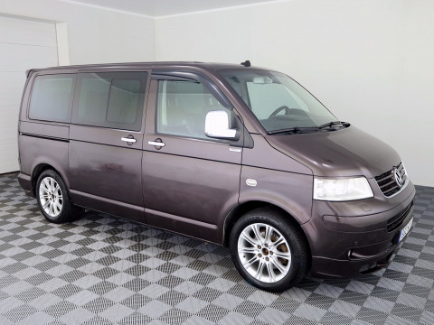 Volkswagen Multivan Sport Edition ATM 2.5 TDI 128kW