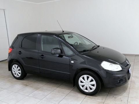 Suzuki SX4 Facelift - Photo