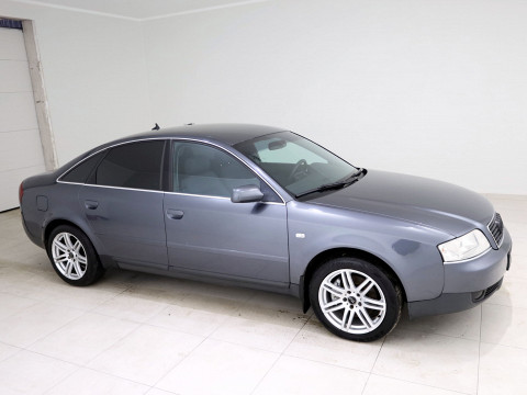 Audi A6 Comfortline Facelift - Photo