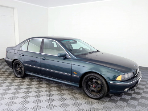 BMW 523 Sportpakett ATM 2.5 125kW