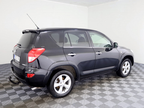 Toyota RAV4 Luxury 4x4 2.2 D-CAT 130kW
