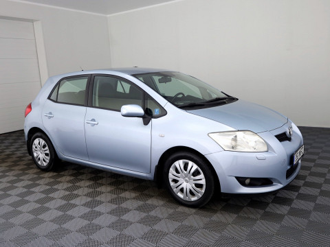 Toyota Auris Linea Sol ATM 1.4 D-4D 66kW