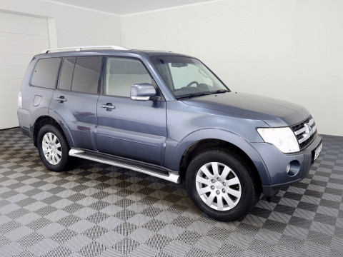 Mitsubishi Pajero Luxury ATM 3.2 Di-D 125kW