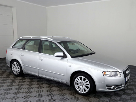 Audi A4 Comfortline 2.0 TDI 103kW