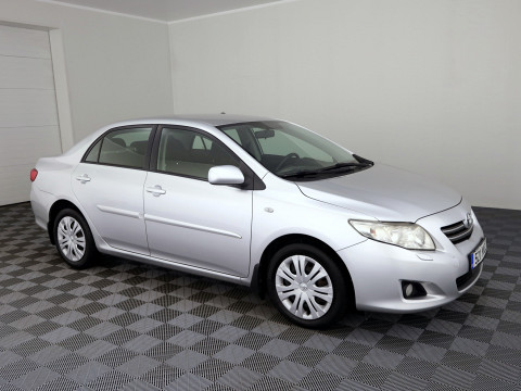 Toyota Corolla Linea Sol 1.6 91kW
