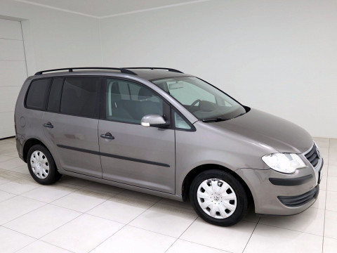 Volkswagen Touran Comfortline Facelift - Photo