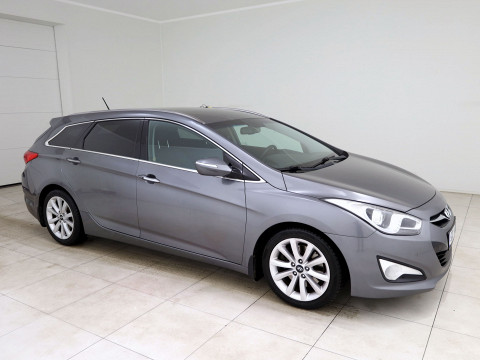 Hyundai i40 Comfort ATM - Photo