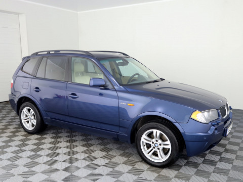 BMW X3 M-Pakett ATM 2.5 141kW