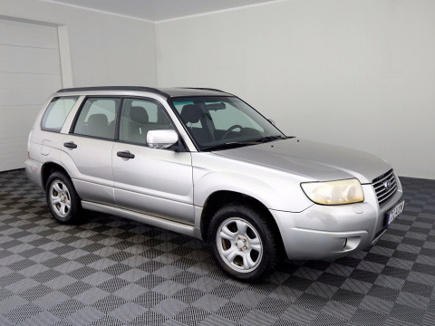 Subaru Forester Facelift AWD 4x4 2.0 116kW