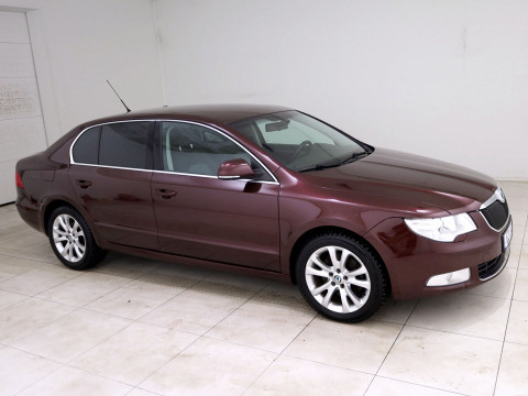 Skoda Superb Comfortline ATM - Photo