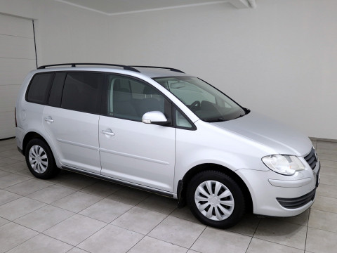 Volkswagen Touran Comfortline Facelift - Photo