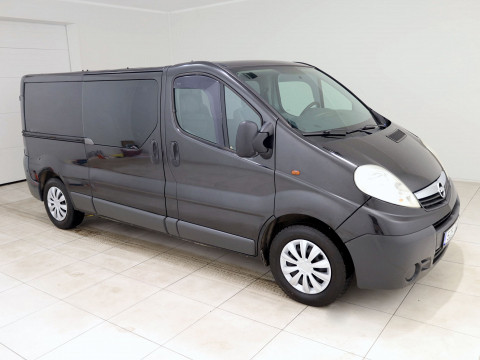 Opel Vivaro Van Long Facelift - Photo