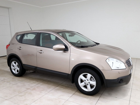 Nissan Qashqai Comfort - Photo