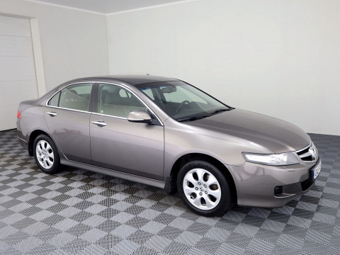 Honda Accord Luxury Facelift ATM 2.0 114kW