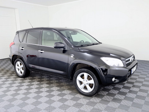 Toyota RAV4 Luxury 4x4 2.2 D-CAT 130kW