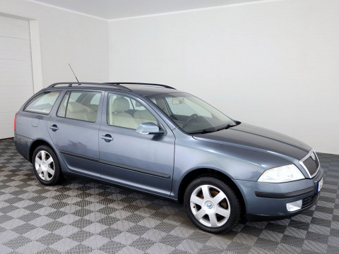 Skoda Octavia Highline 1.6 85kW