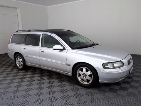 Volvo V70 Summum ATM 2.4 D5 120kW