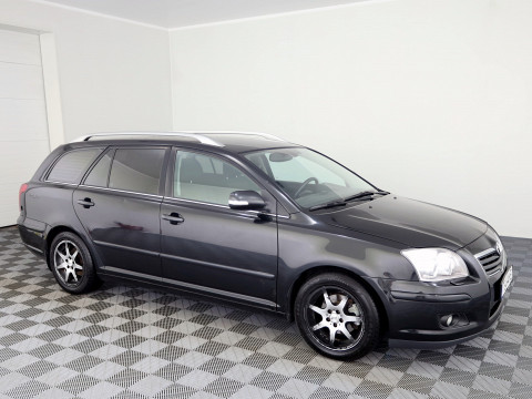 Toyota Avensis Linea Sol Facelift ATM 1.8 95kW