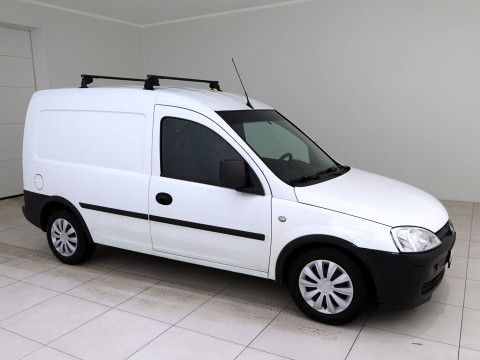 Opel Combo Van Facelift - Photo