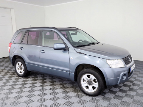 Suzuki Grand Vitara Comfort 4x4 2.0 103kW
