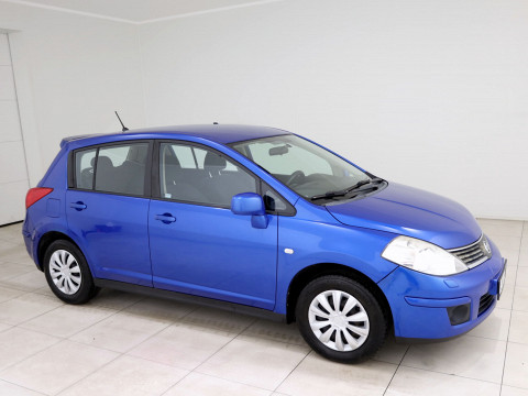 Nissan Tiida Comfort - Photo