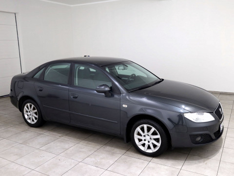 SEAT Exeo Comfortline - Photo