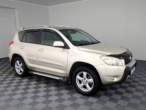 Toyota RAV4 Linea Sol 2.0 112kW