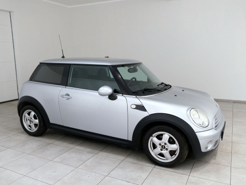 MINI Cooper Facelift - Photo