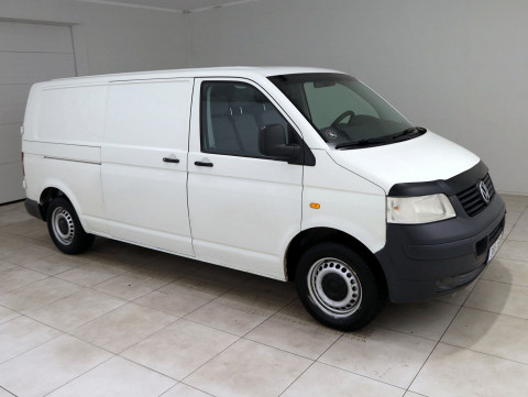 Volkswagen Transporter Long - Photo